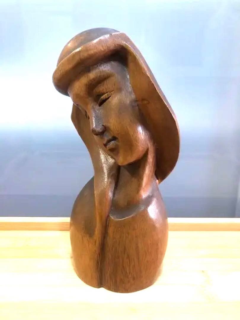 ❣️新年sale❣️ハワイ女神（材：モンキーポッド）