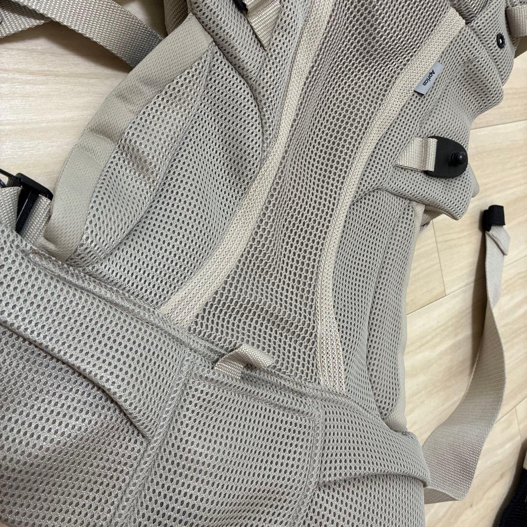 アップリカ　ラクリス（赤ちゃん本舗限定カラーベージュ）抱っこ紐