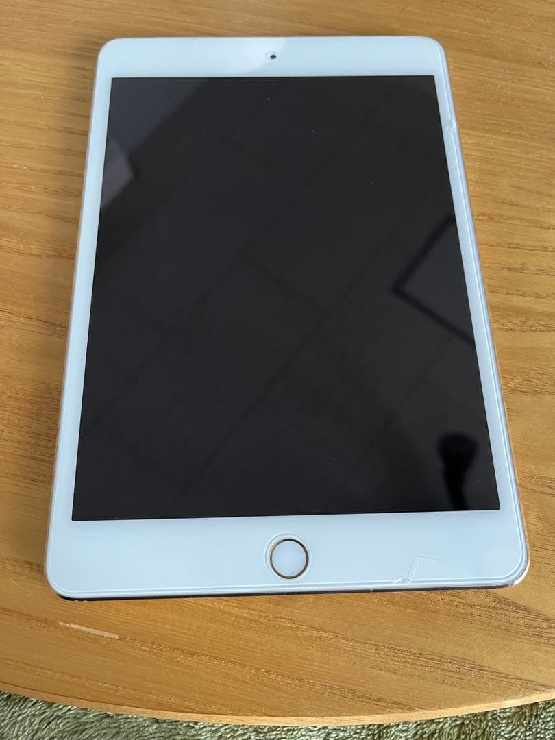 Apple iPad mini 4 ゴールド 本体