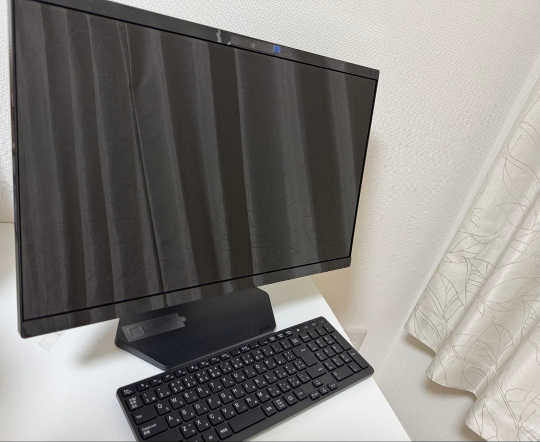 内蔵カメラ付きデスクトップPC