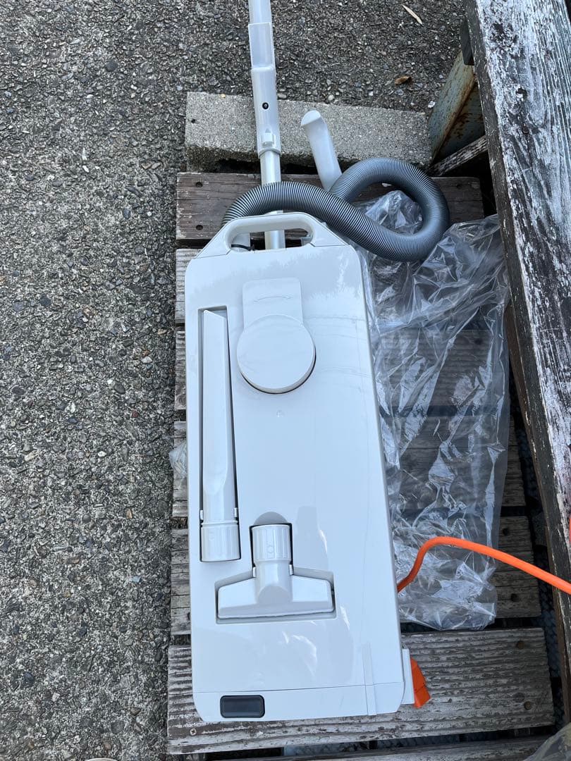 リンレイ掃除機 本体バキューム。