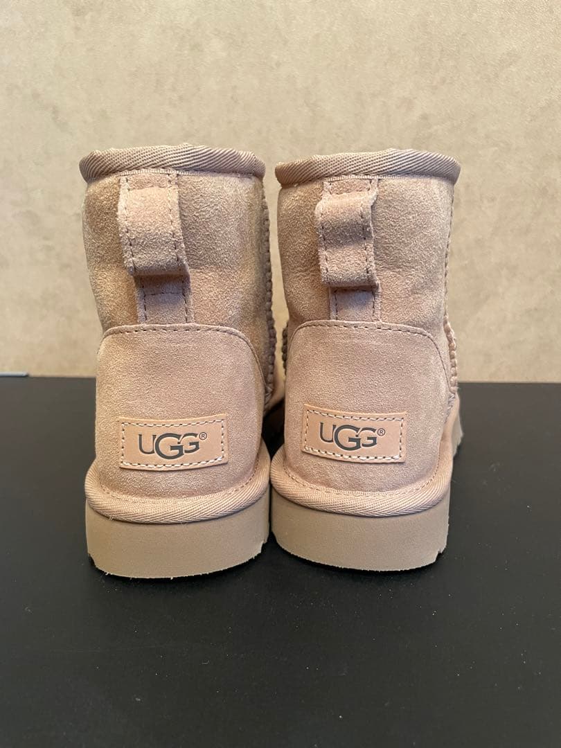 【未使用品】UGG Classic Mini ベージュ ショートブーツ