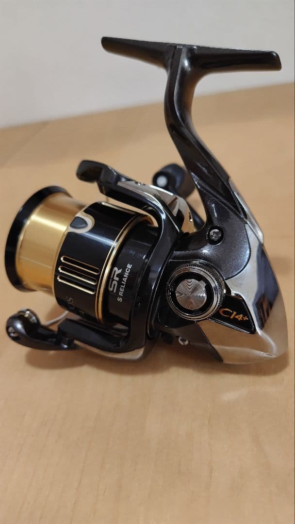 SHIMANO シマノ コンプレックスci4+ 2500S F4