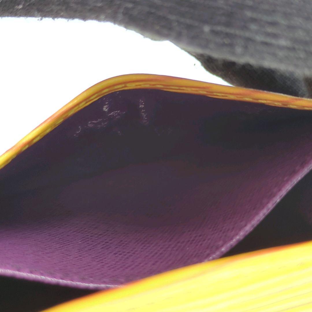 Louis Vuitton 　エピレザー 　名刺入れ　パスケース