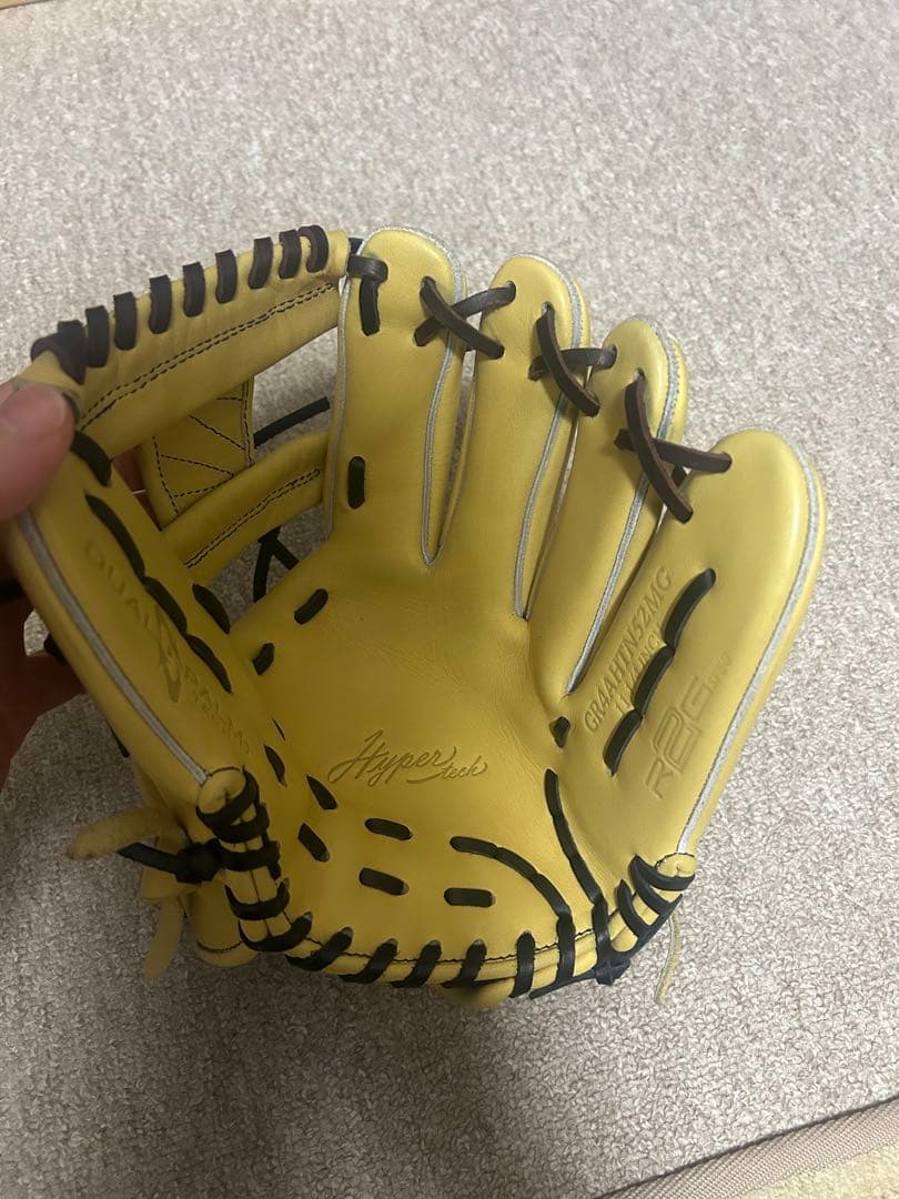 【バラ売不可】軟式グローブ 黒と金 レザー製