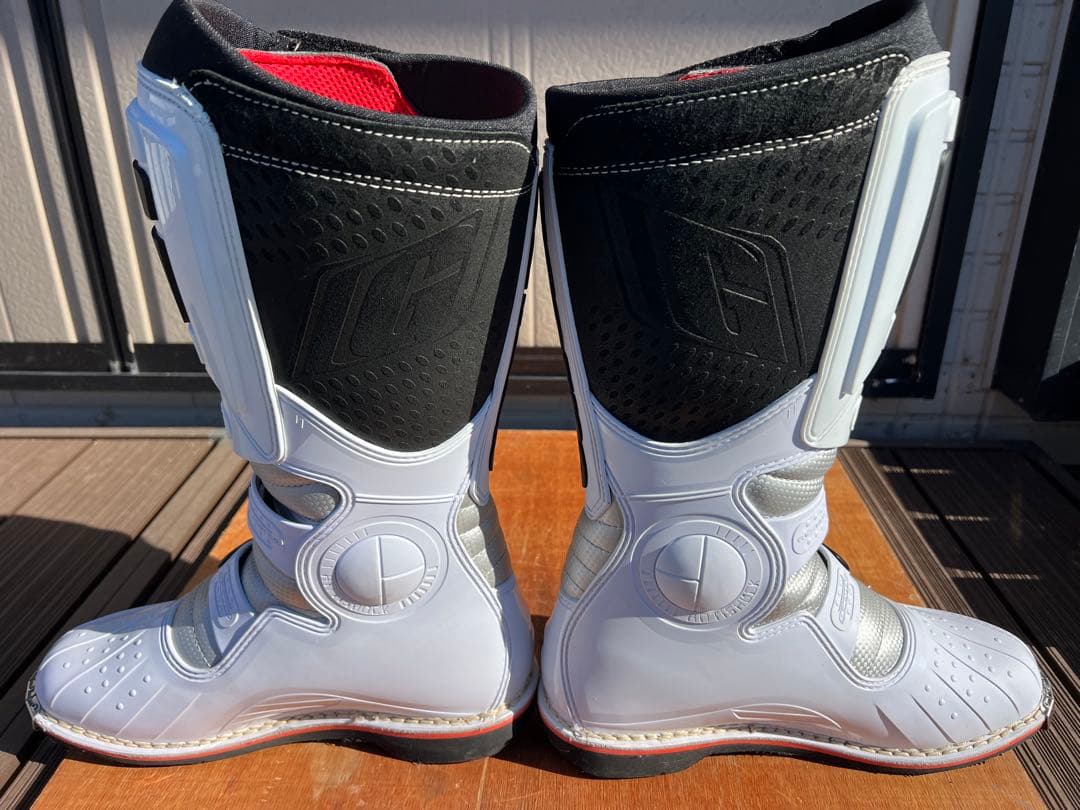 オフロード　ブーツ　ガエルネ　gaerne Cypher J ホワイト　28cm