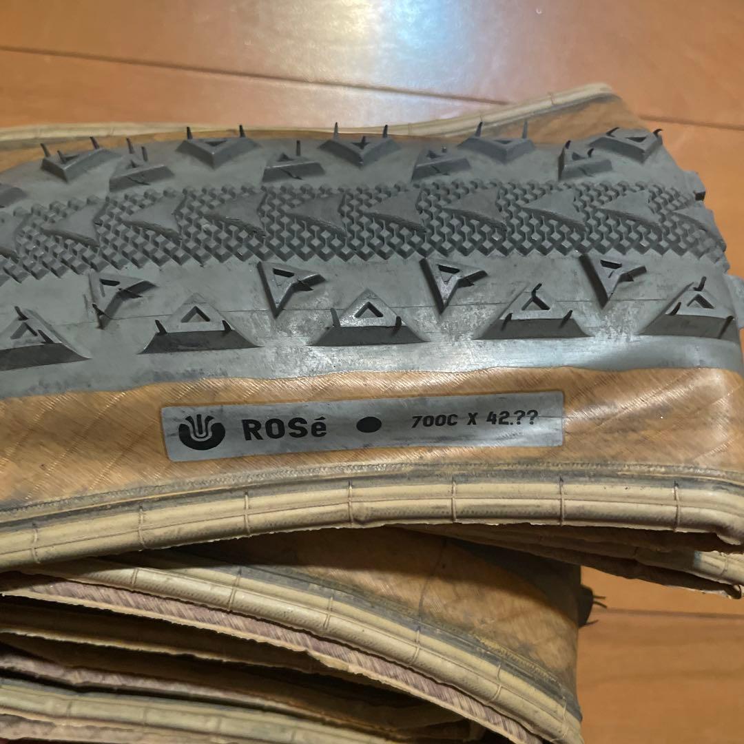 専用　ultradynamico ROSE CAVA 700c 42.??