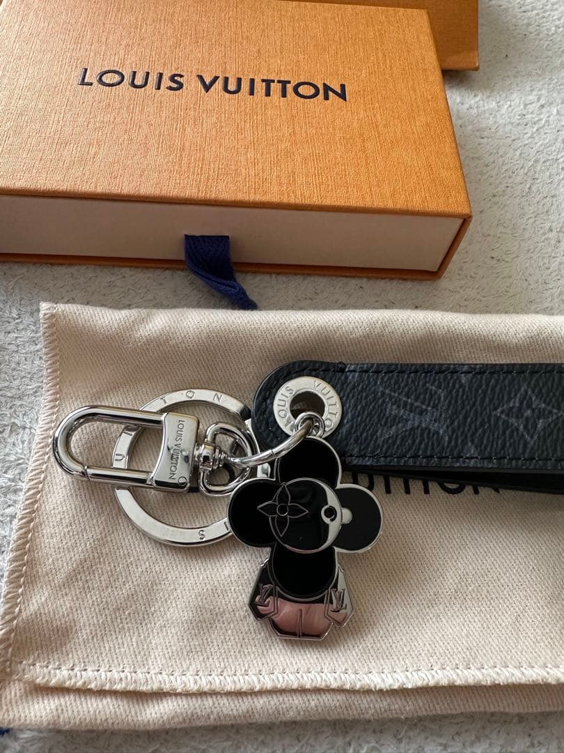 ルイヴィトン　キーリング　ヴィヴィエンヌ