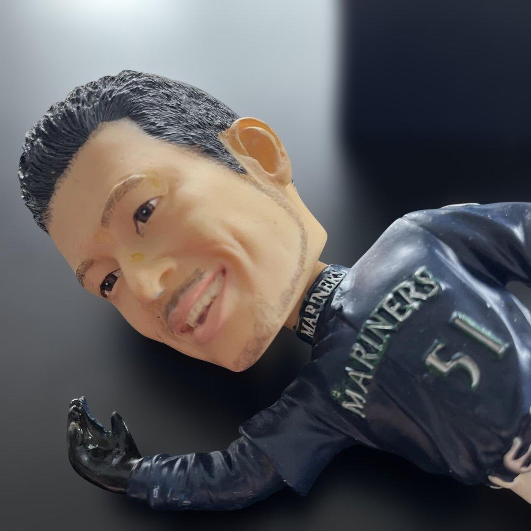 【非売品】【箱なし】【破損あり】イチロー シーズン最多安打262記念フィギュア