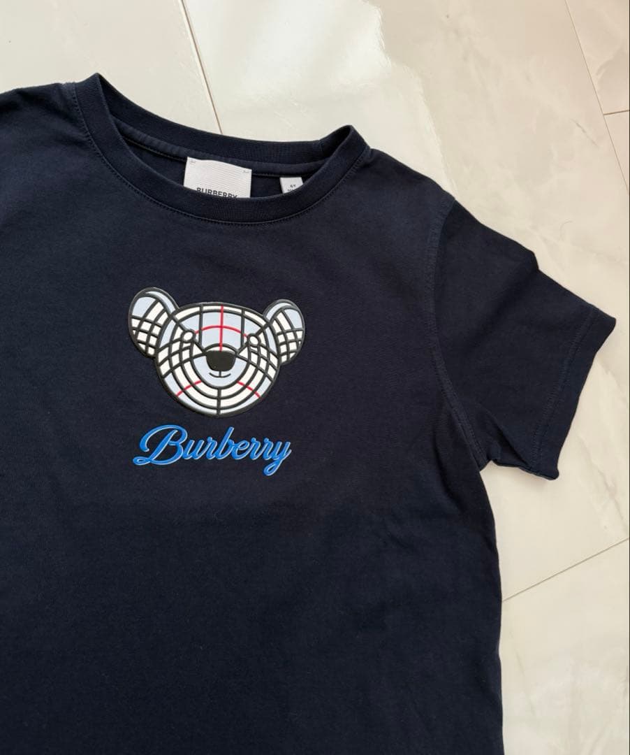 Burberry Ｔシャツ　6Y