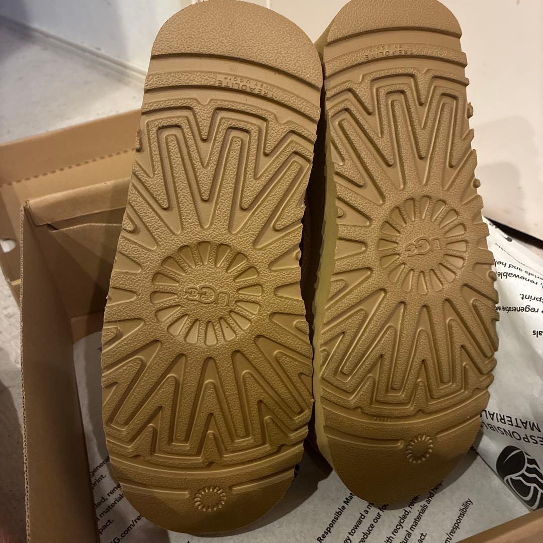 【新品】UGG 22 5 厚底ムートンブーツ ブラウン