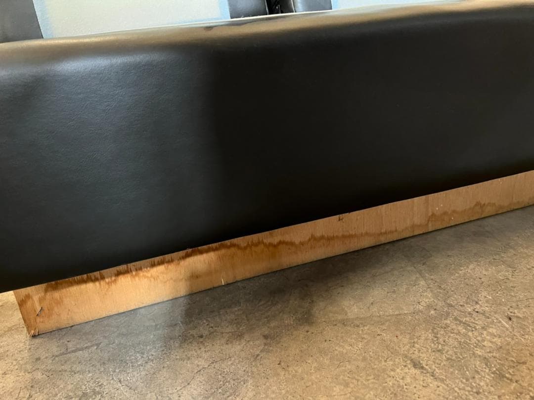 クッションソファ 店舗家具 黒色 合皮 業務用 群馬 中古 シングルソファ