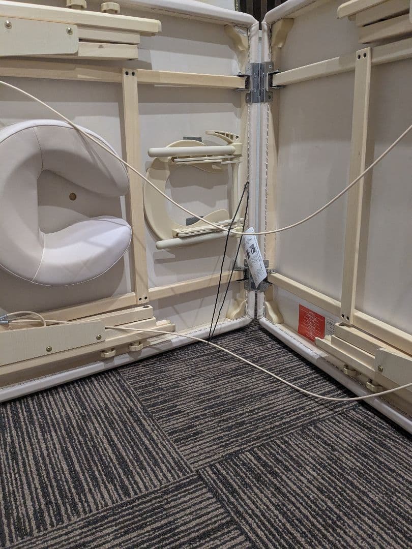 エステベッド　マッサージベッド　フォンタナ