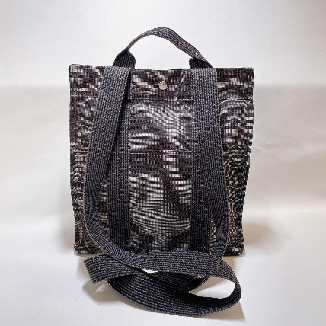 エルメス 　スクエア　Hロゴリュック　ハンドバッグ 　ブラック エールライン