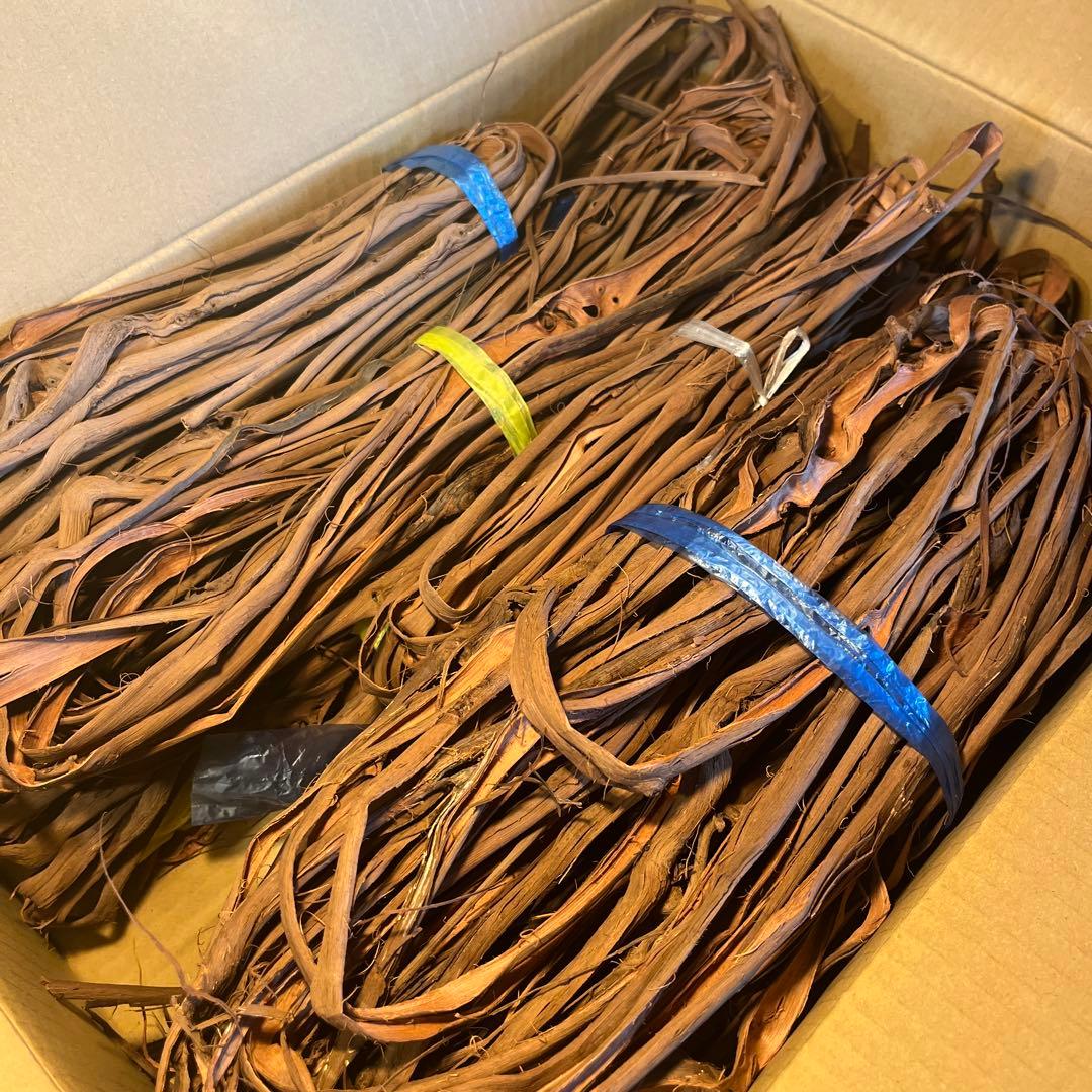 山葡萄の蔓　A級品 1470g