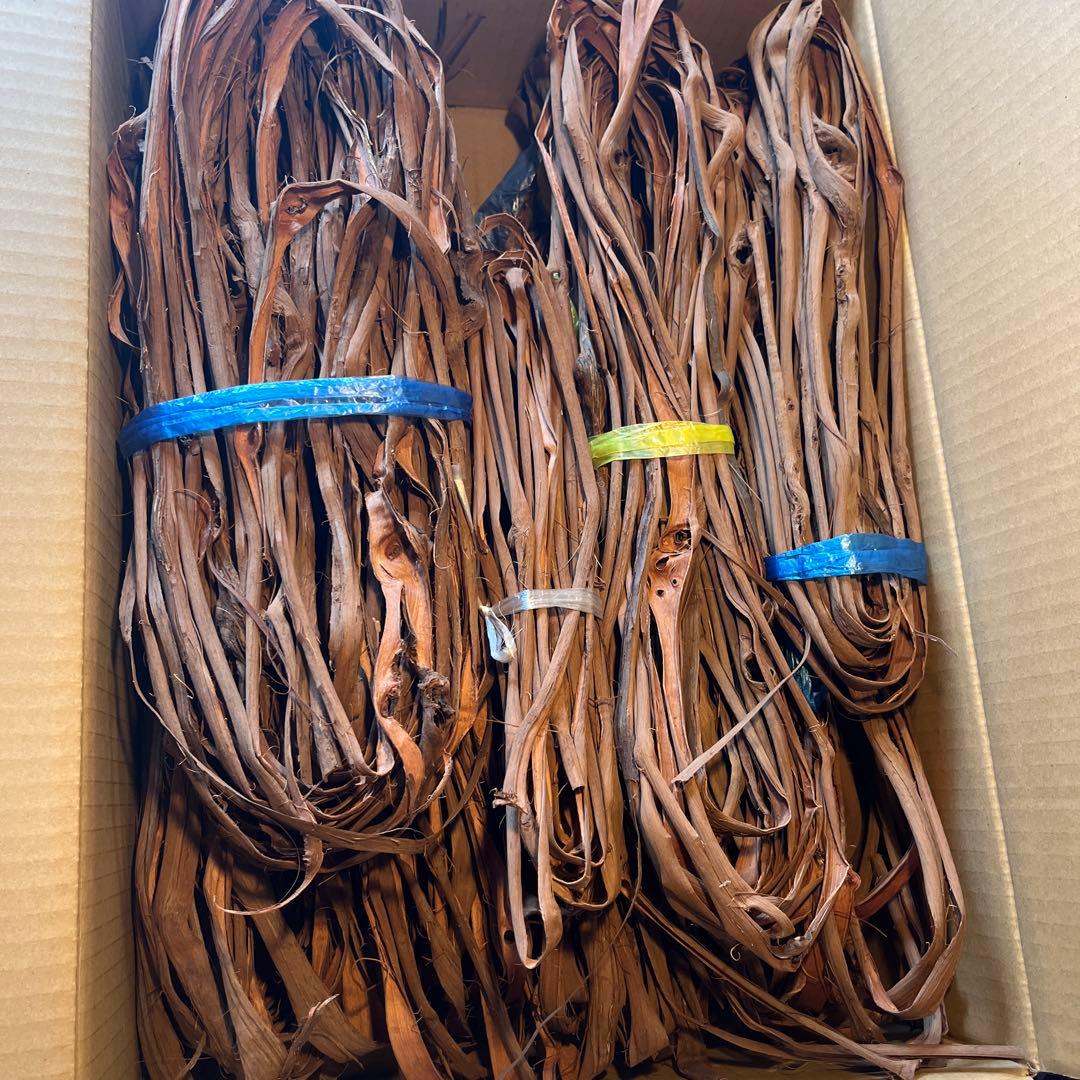 山葡萄の蔓　A級品 1470g