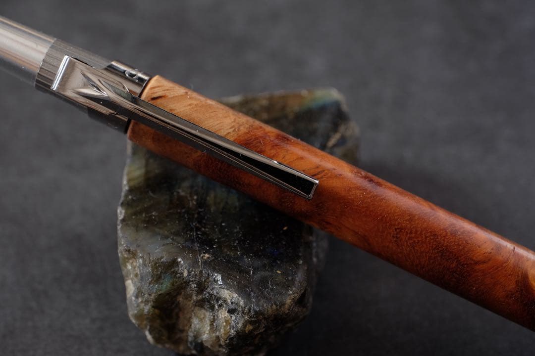 PG5木軸カスタム0222　高村杢工房 製図用シャープペンシル　花梨瘤紅白