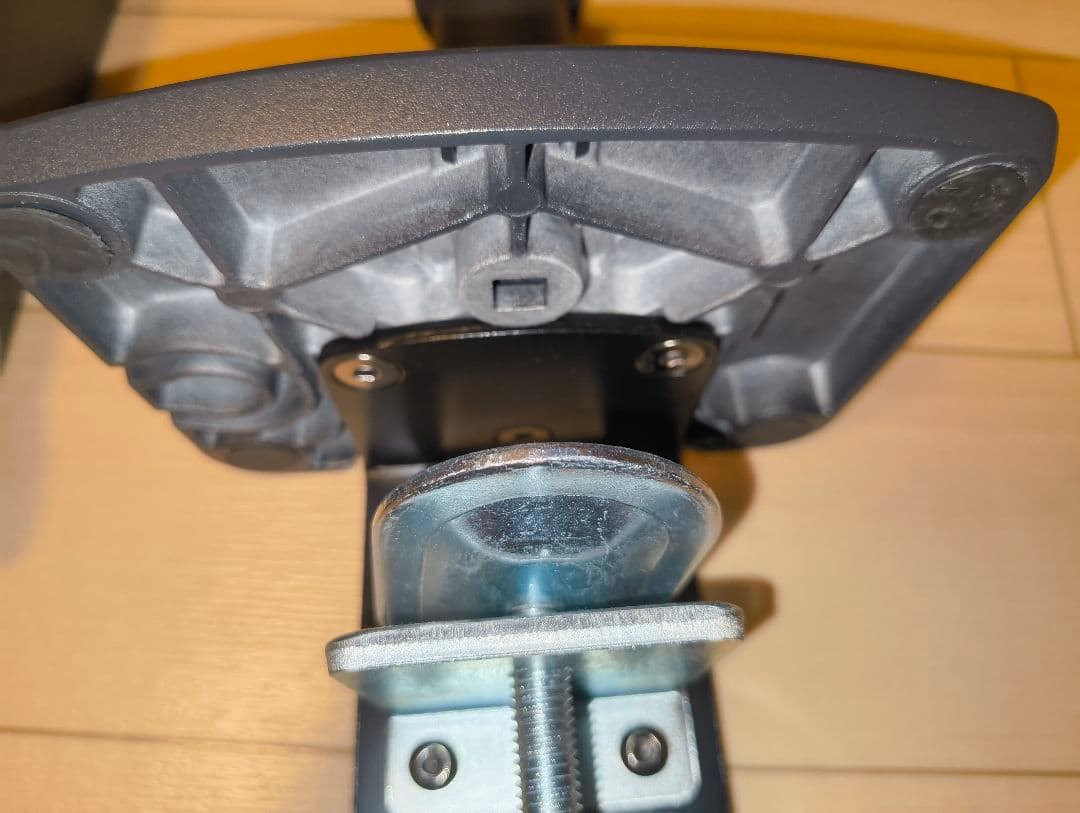 モニターアーム ergotron LX Desk Monitor Arm