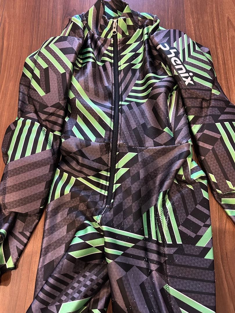 フェニックスレーシングスーツ（アルペンレーシング用）