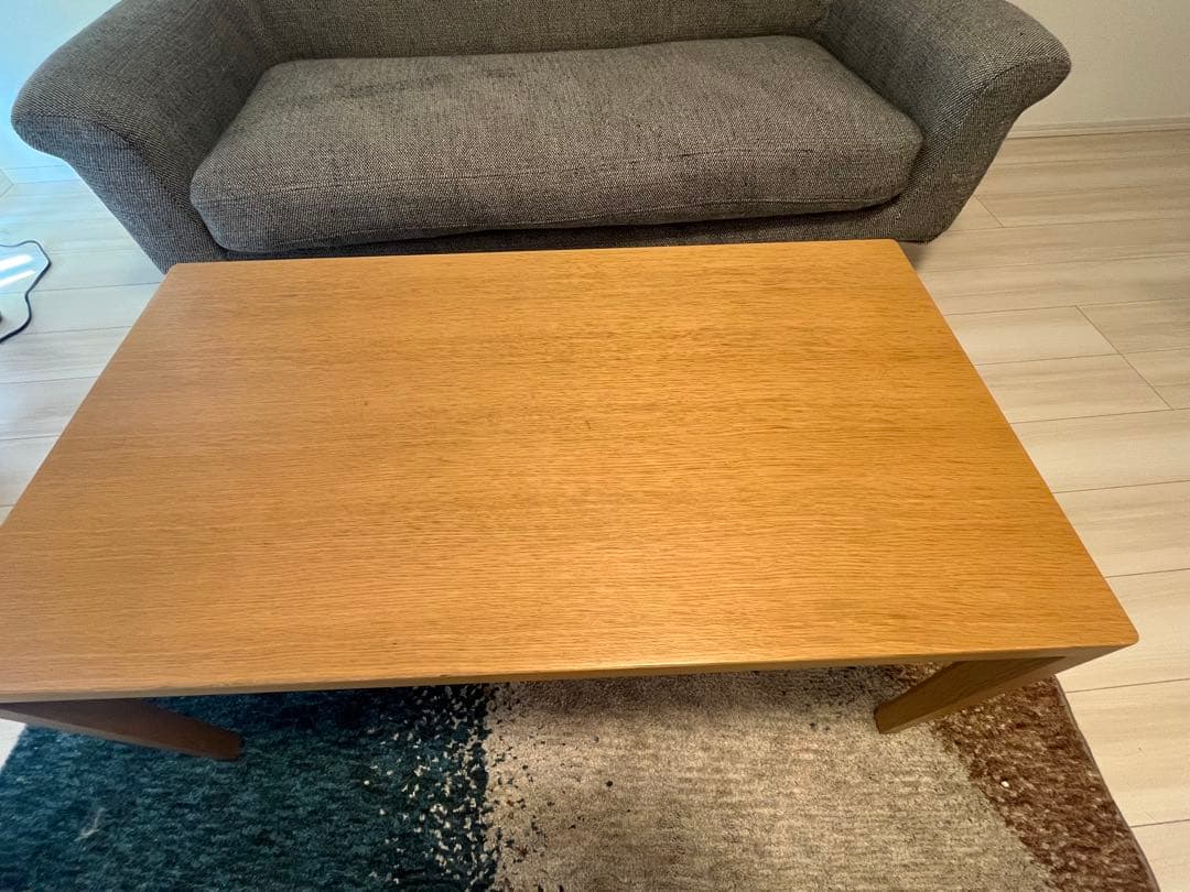 1／31まで　最終値下げカリモク　ナチュラル木製長方形テーブル