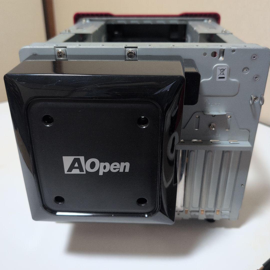 PCケース　ガンダム仕様　AOpen G326　microATX 中古