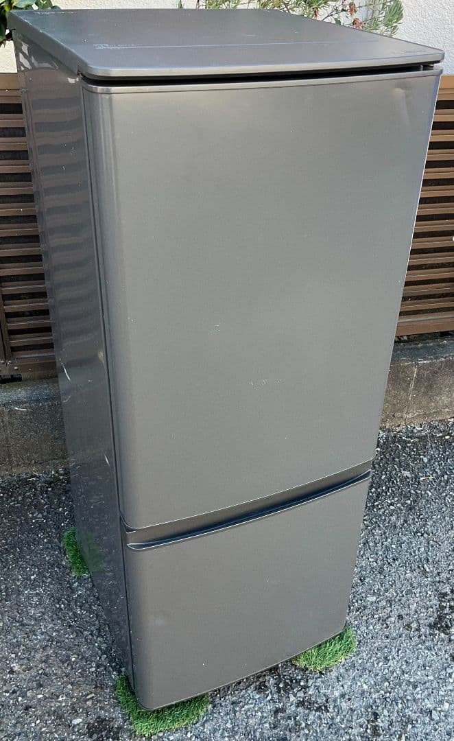 特価三菱冷凍冷蔵庫146L 静音設計　自動霜取り機能付き　2022年製