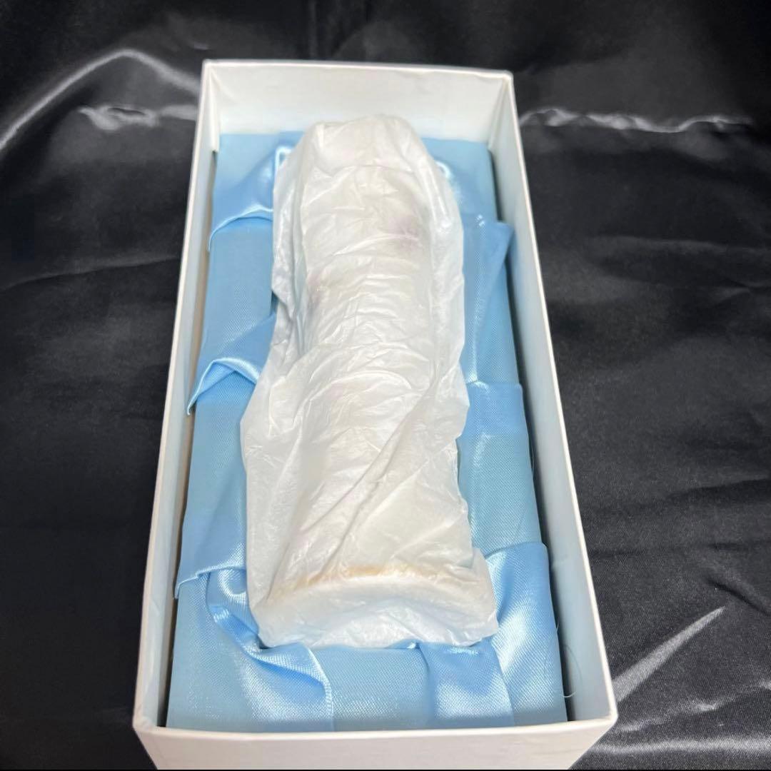 大倉陶園 バラの実 一輪挿し