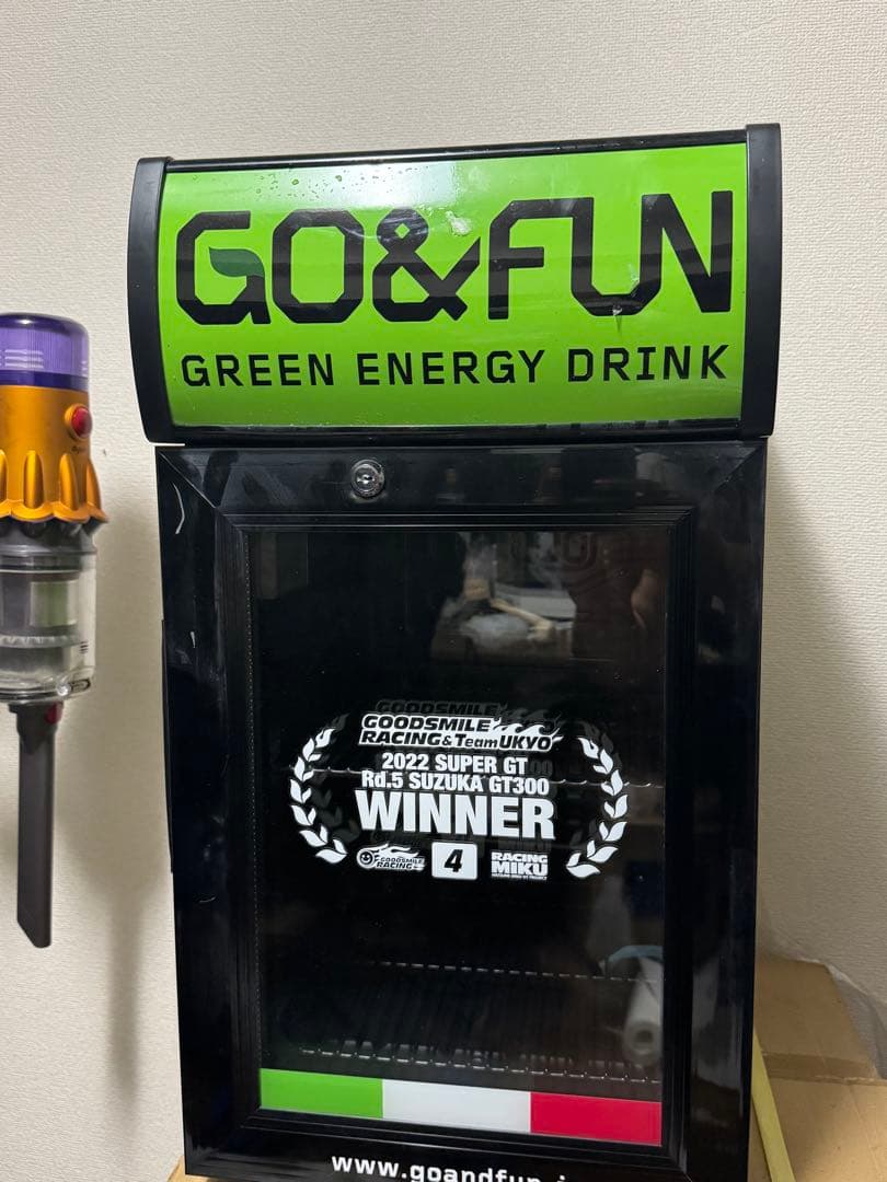 初音ミクコラボGO&FUN ディスプレイクーラー　レーシングミク　2022ver