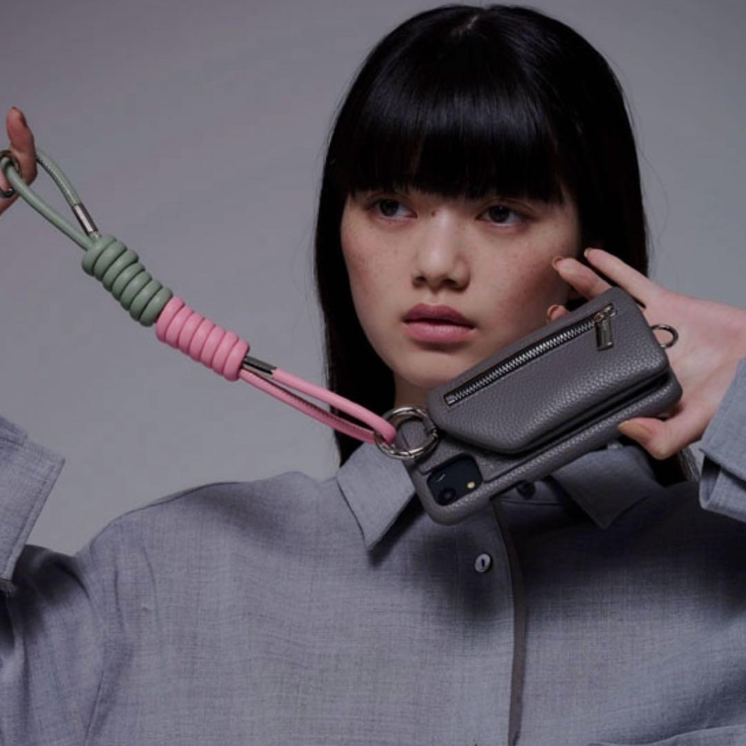 エジュー（ajew）コイルストラップ＆iPhoneケースセット