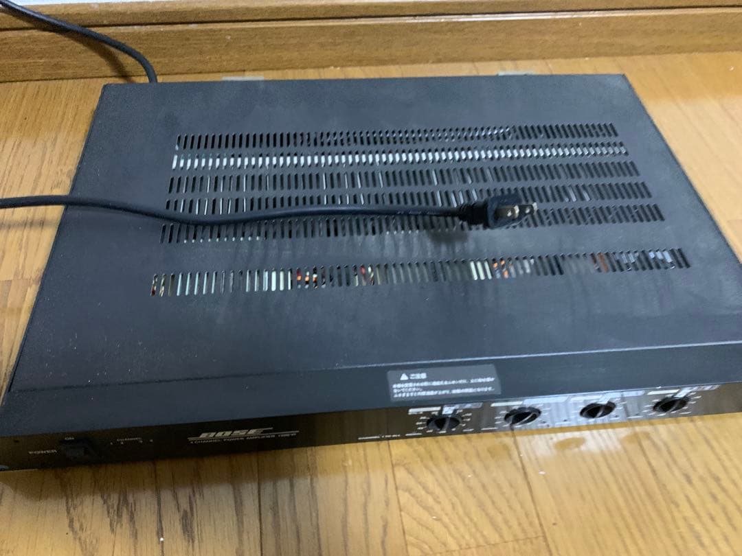 3　動作品　Bose Professional　パワーアンプ　1200VI