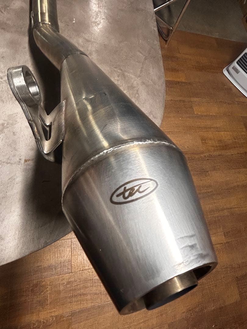 ジャンク　tecステンレス製トライアンフスピードツイン1200用フルエキマフラー