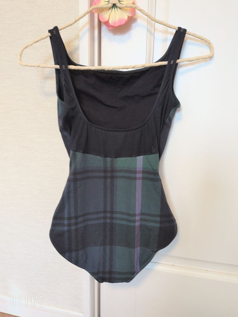 チェック柄ノースリーブレオタード