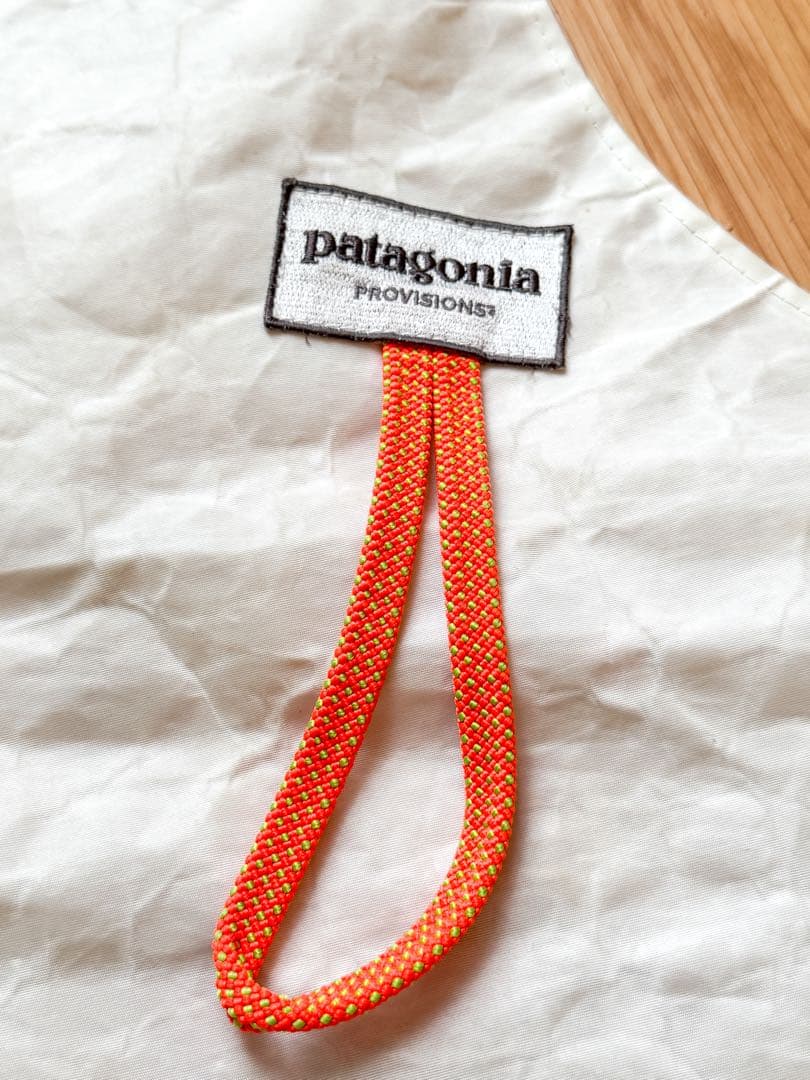 に*る様 パタゴニア patagonia マフィアバッグ アップサイクル エプロ