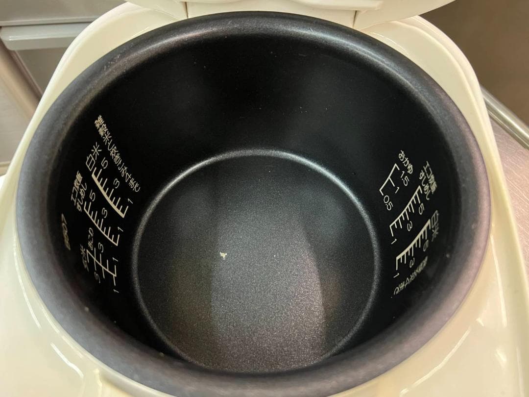 【高年式】2020年式 5.5合 1.0L 象印 炊飯器 NL-DS10