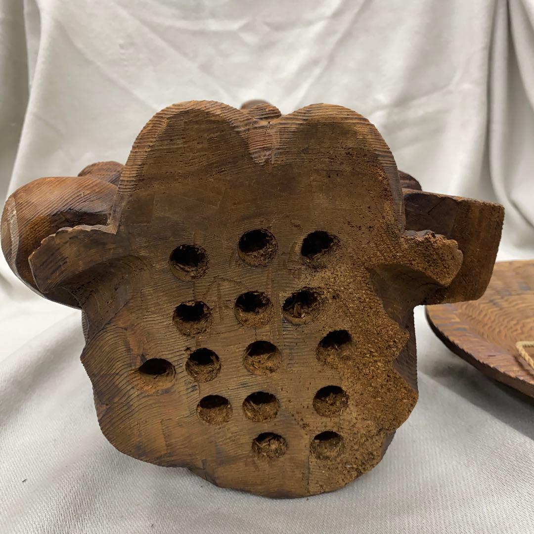 たぬきの木彫　置物　杉丸