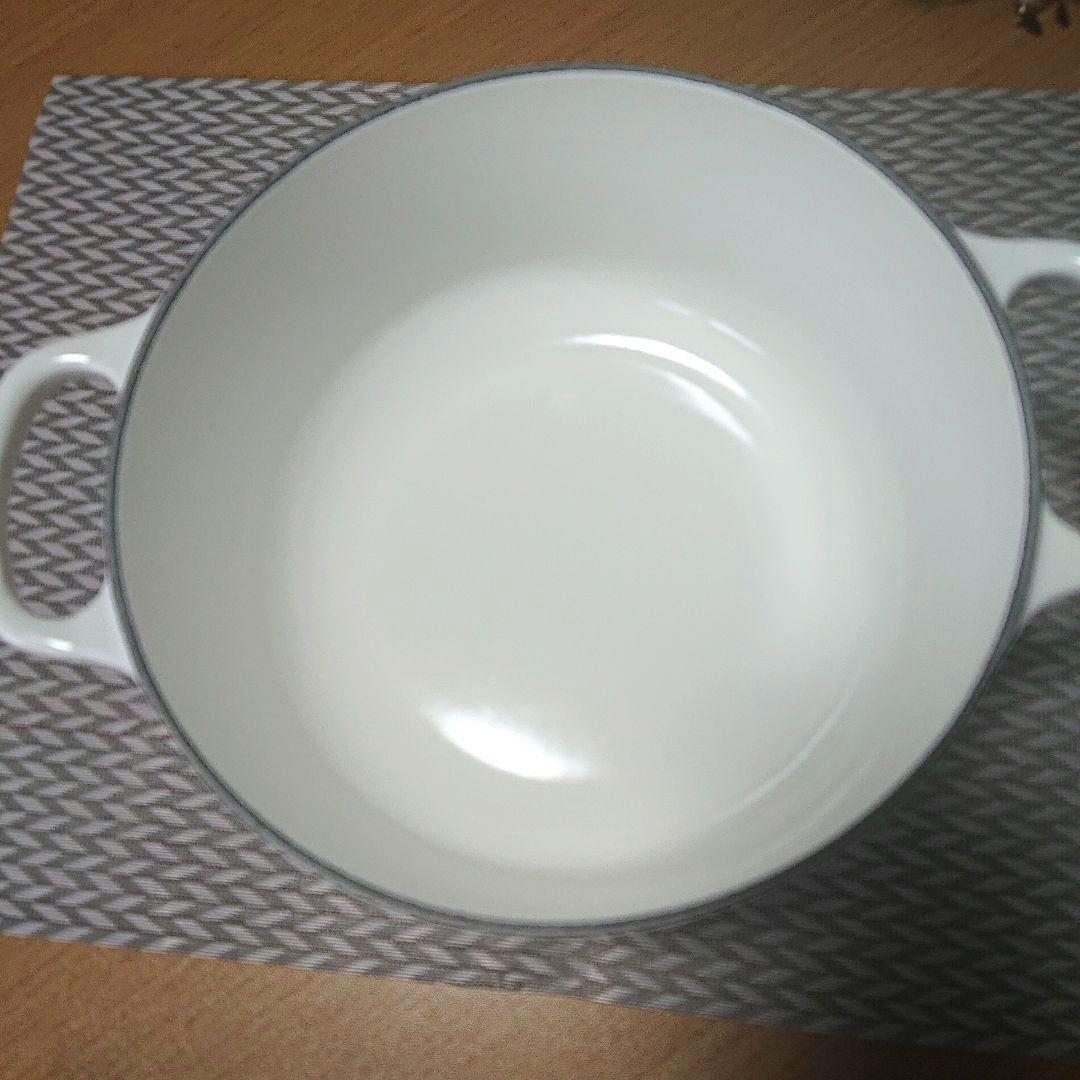 レア【中古】ペタル、ロンド２０cm【ルクルーゼ】ココット、限定品