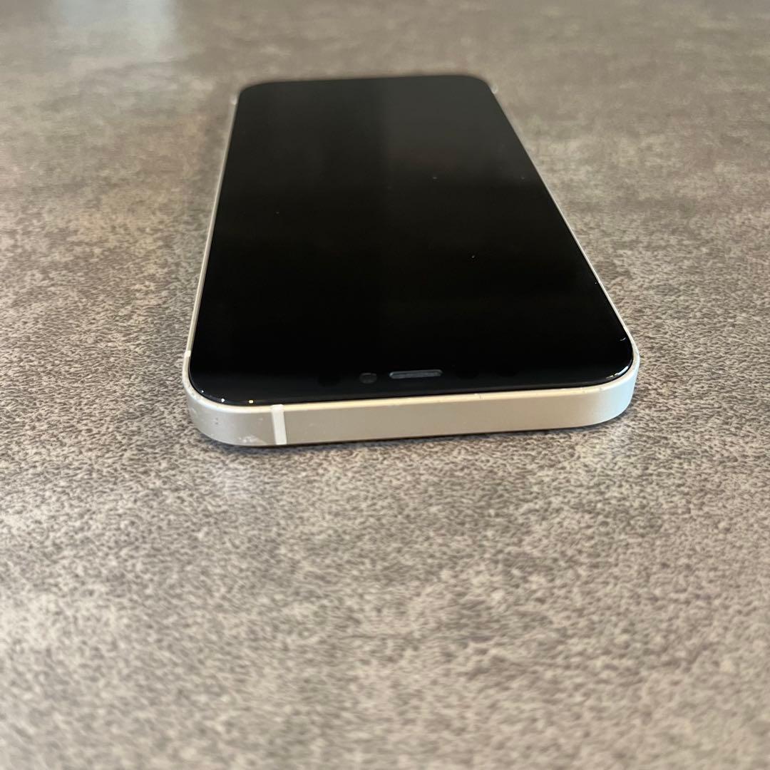 iPhone 12 64GB ホワイト SIMフリー バッテリー100％
