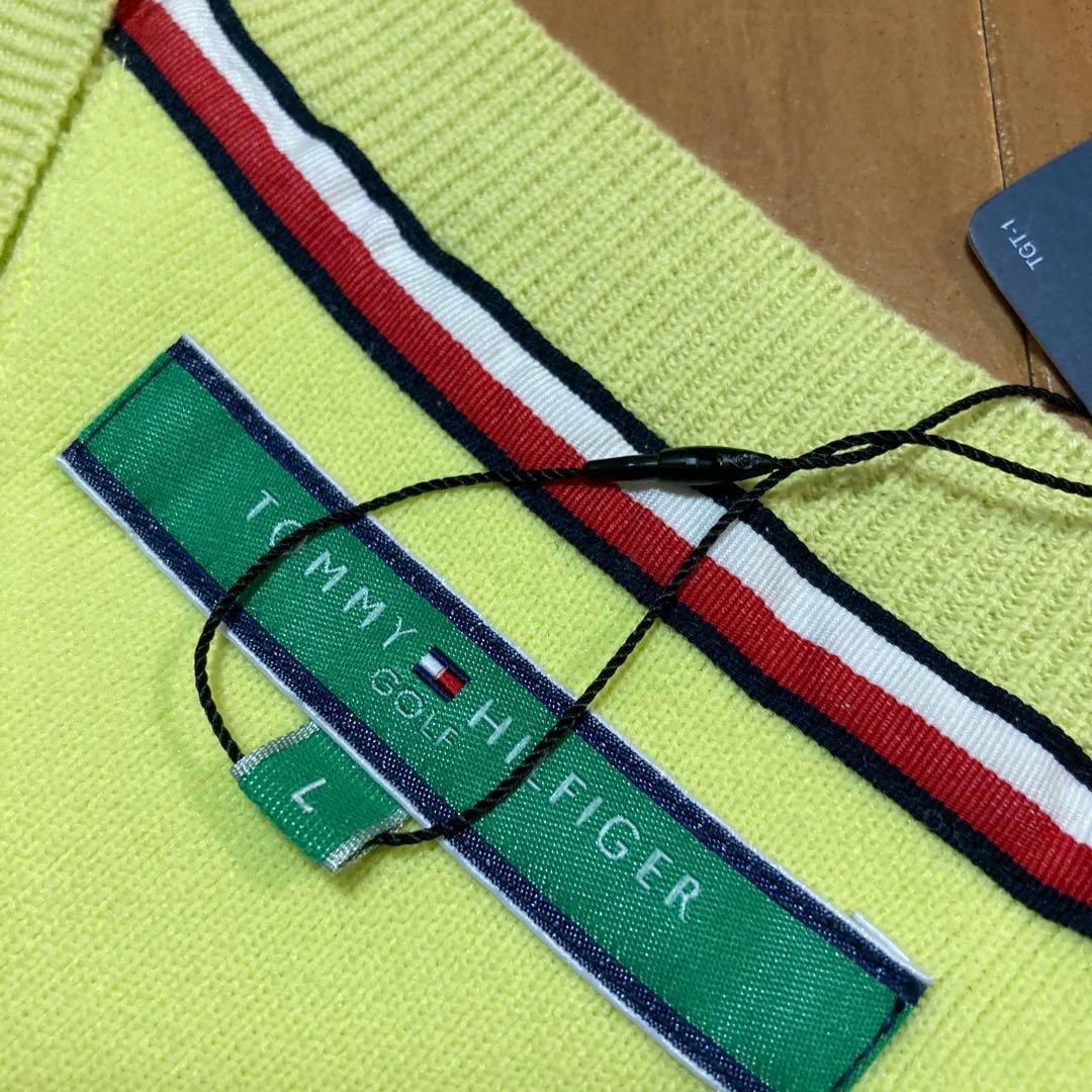 ✨新品❣️✨【 】Vネック ニットベスト／黄¥13750