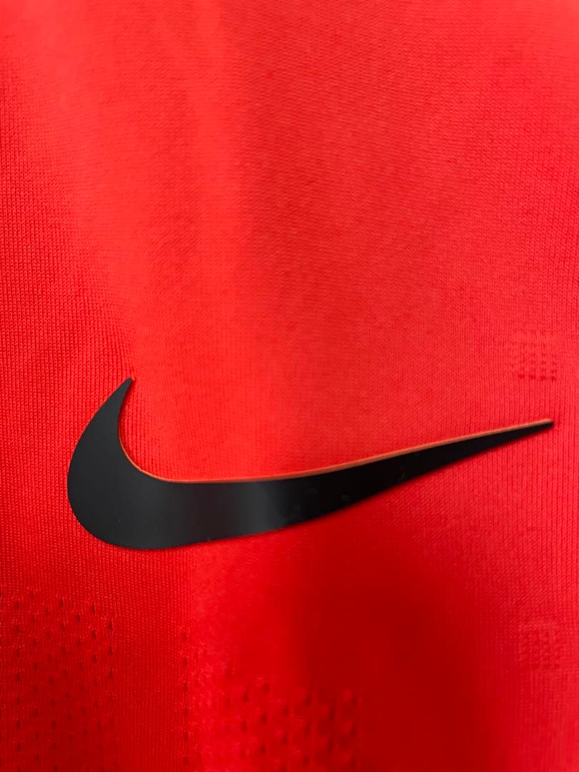 フェデラー テニスウェア　ナイキ