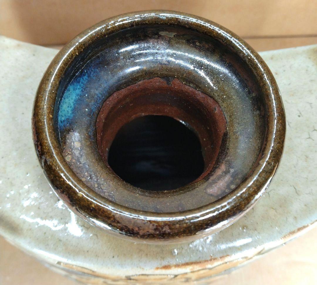 【本物保証】金城次郎 草花紋抱瓶 共箱 W28㎝ H20㎝ 人間国宝 壷屋焼美品