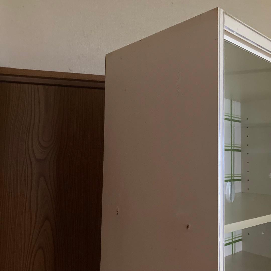 ガラス戸棚　飾り棚　食器棚　緑