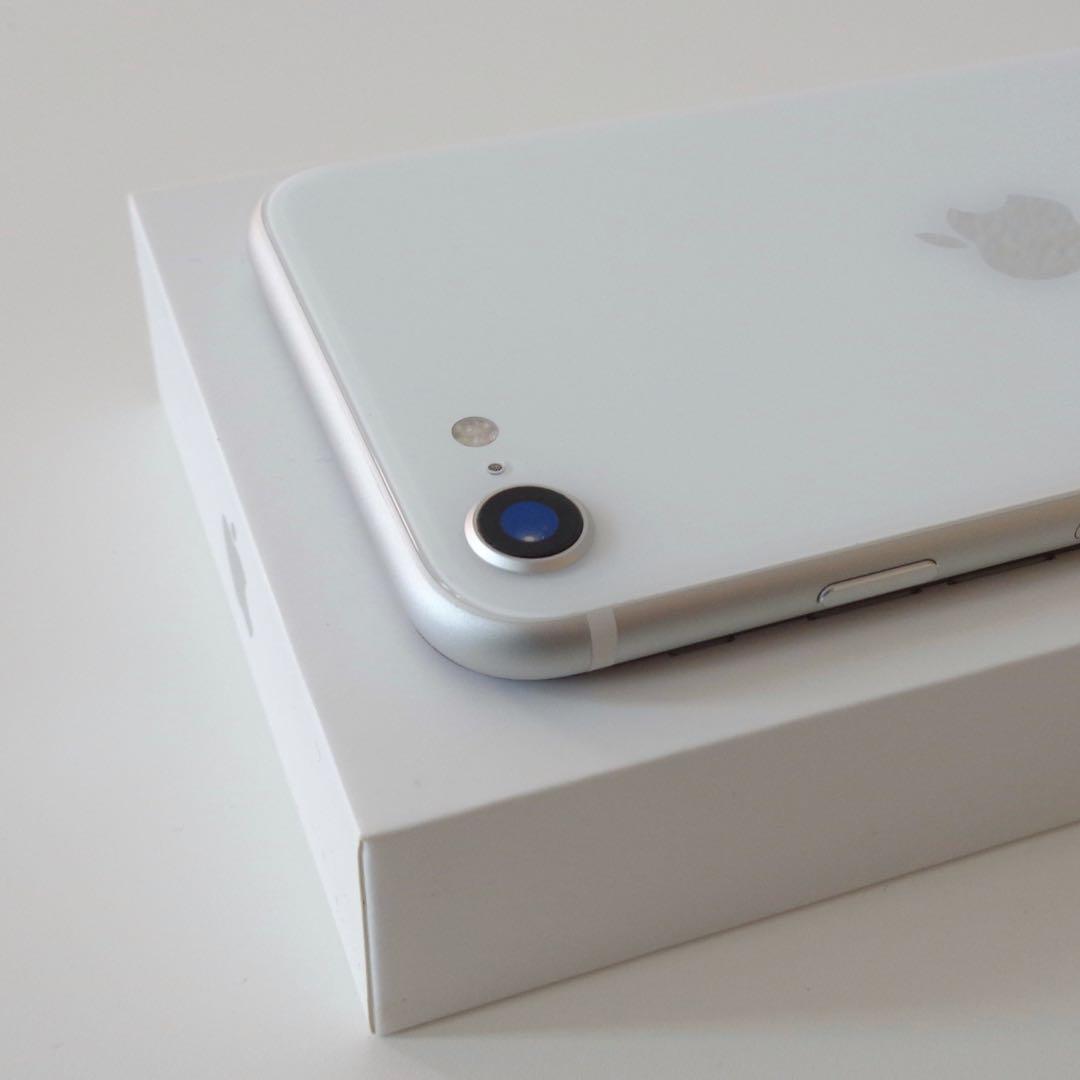 Apple iPhone SE2 (第2世代) ホワイト 64GB