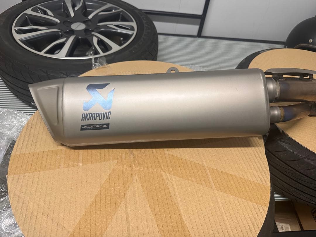 CBR1000RR-R SP 純正マフラー2020年式