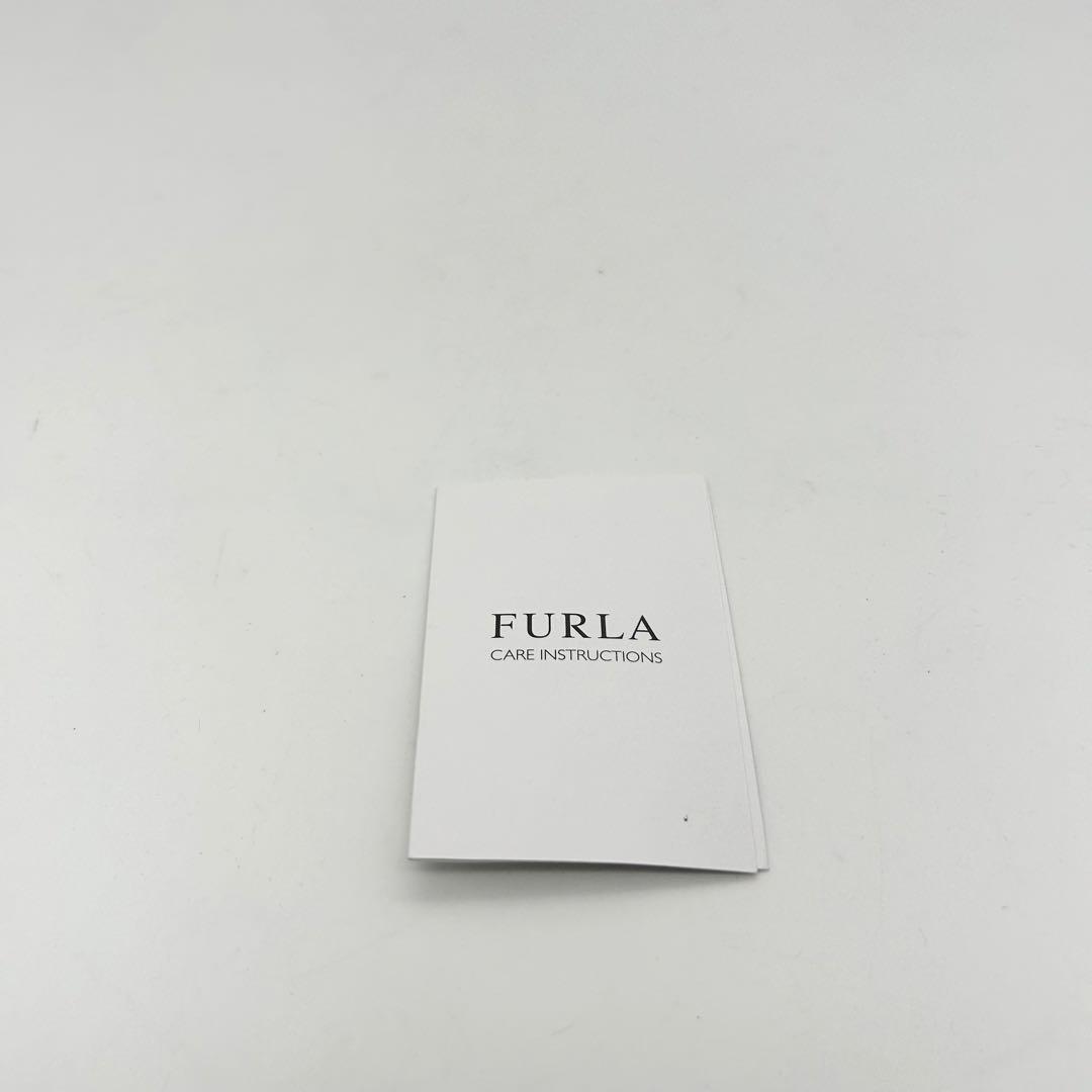 極美品　FURLA　フルラ　ショルダーバッグ　オールレザー　赤　ロゴ　斜め掛け◎