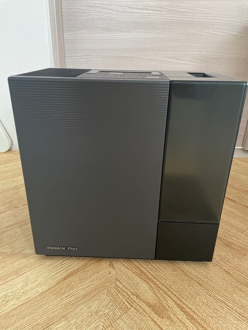 24年モデル　Dainichi Plus 加湿器 フィルター、トレイ替え付き