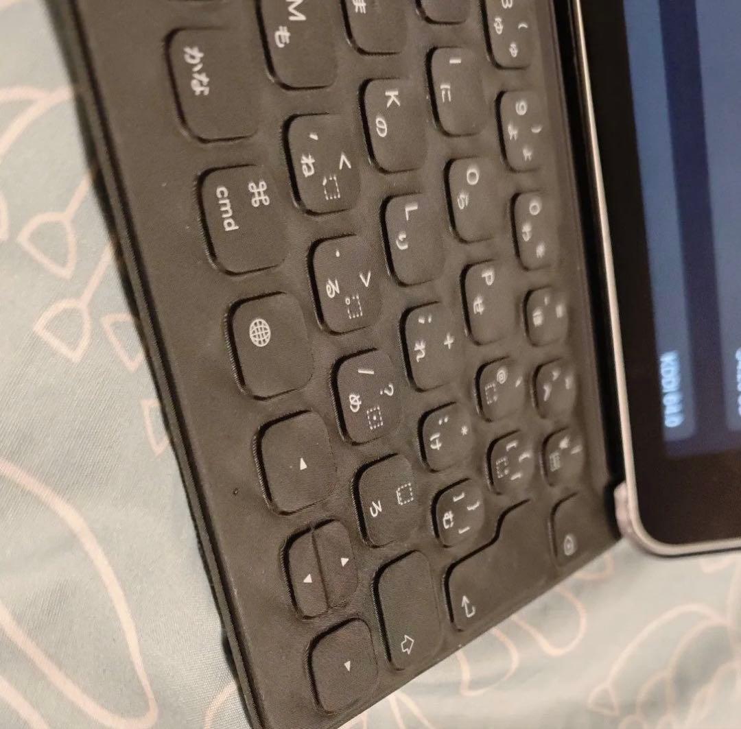 iPad第9世代　Wi-Fi+セルラー シルバー64GB+スマートキーボード