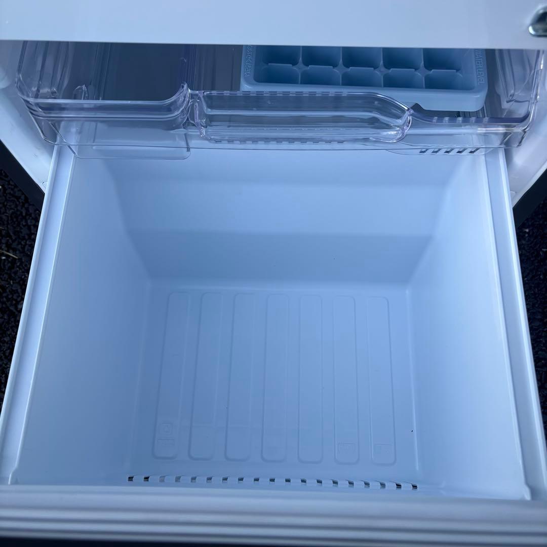 三菱2025年製146L冷蔵庫 マットチャコール 極美品 mr-p15k-h