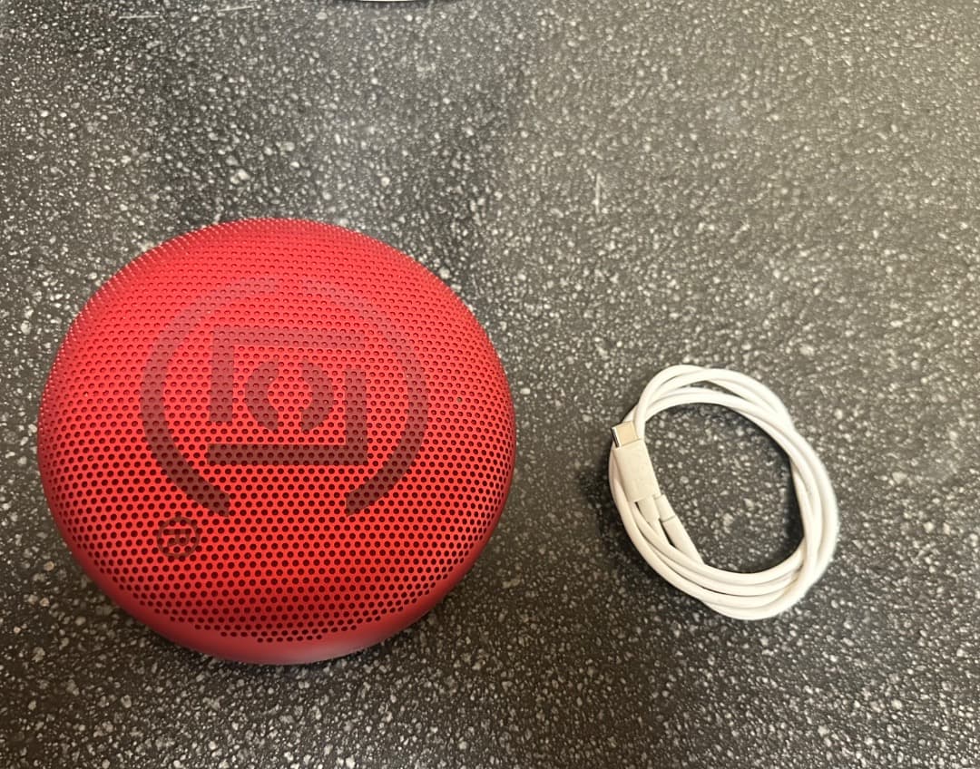 B&O A1 Gen 2 RED LIMITED 限定版。