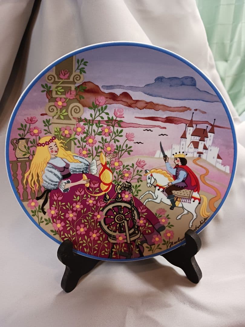 ✨ドイツ製グリム童話絵皿 　４枚　豆皿1枚プレゼント✨