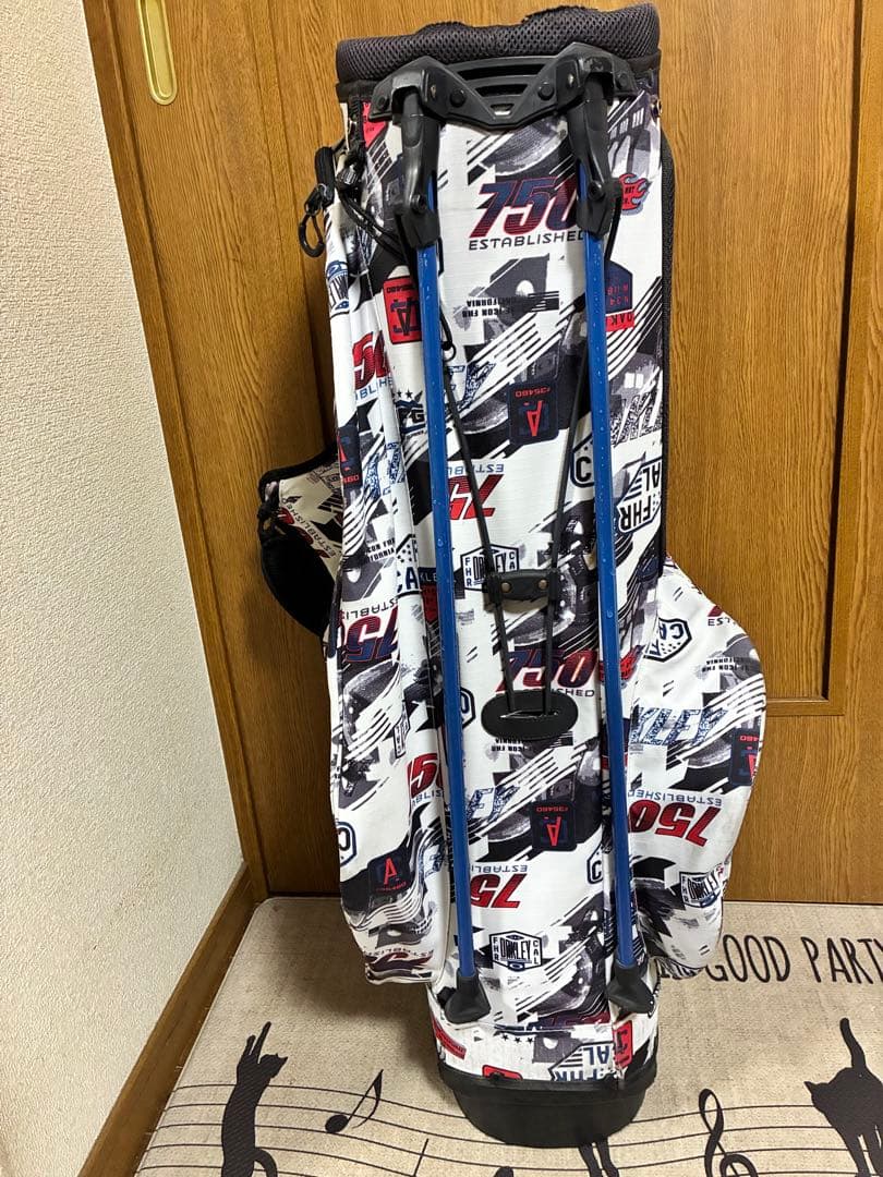 OAKLEY キャディバッグ グラフィックデザイン　ヘッドカバー付き